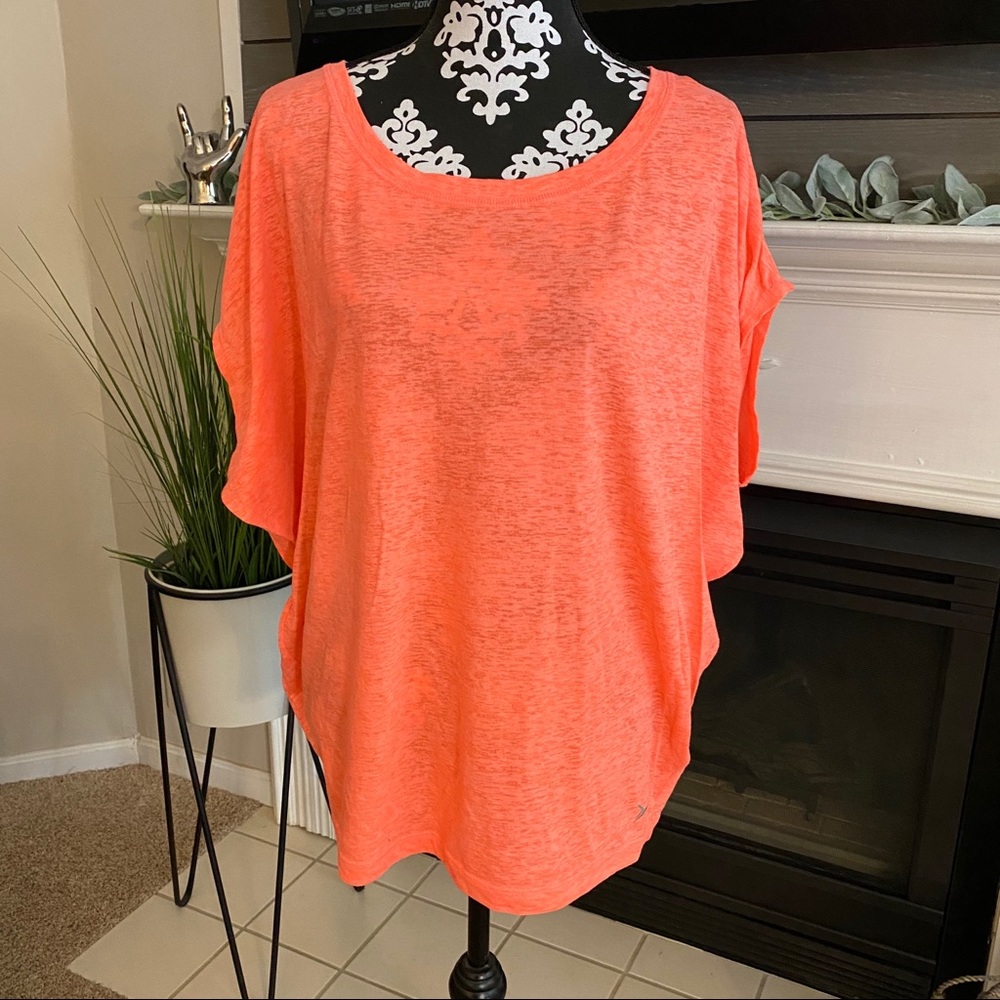 Old Navy Active Burnout Tee in Neon Peach